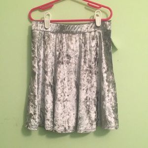 Ivy + Main (Tillys) Skirt - NWT - Size XS